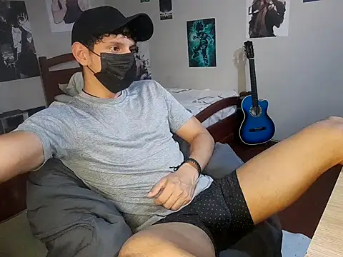 Snapshot of oppaboy chatting on 10-10-25, 06:07 oppaboy online show from 10-10-25, 06:07