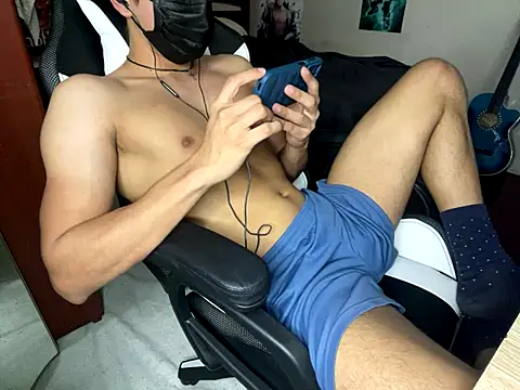 Snapshot of oppaboy chatting on 11-01-25, 06:10 oppaboy online show from 11-01-25, 06:10