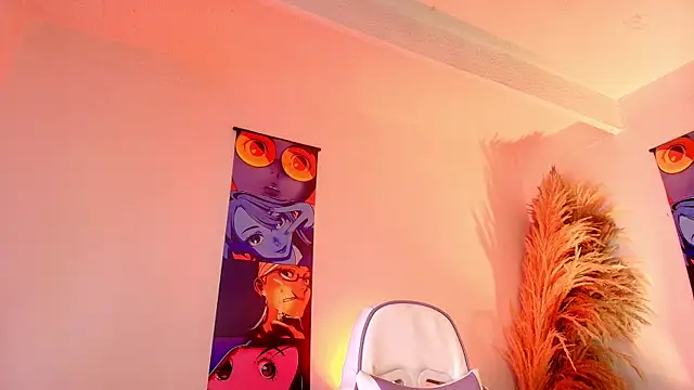 Bennuluspeach  online show from 05-08-26, 11:15