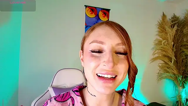Bennuluspeach  online show from 05-20-26, 11:05