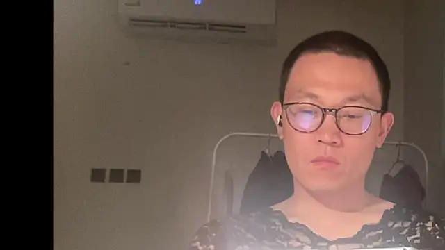 yewuzhibb online show from 09-30-25, 08:25