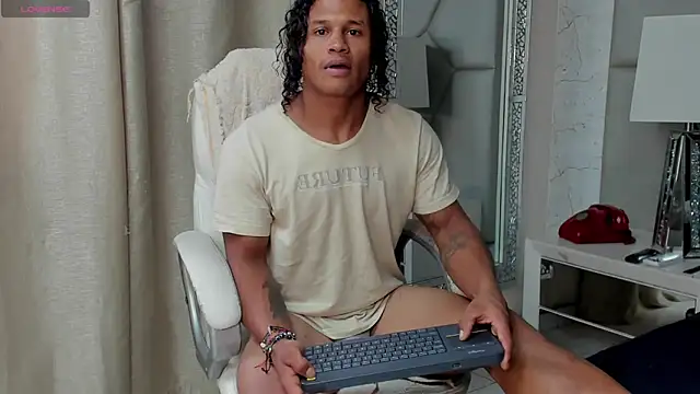 Snapshot of casike1 chatting on 11-03-25, 12:17 casike1 online show from 11-03-25, 12:17