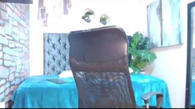 Snapshot of casike1 chatting on 11-08-25, 11:58 casike1 online show from 11-08-25, 11:58