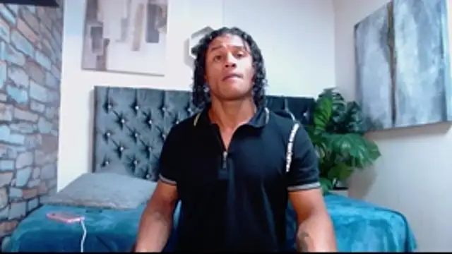 Snapshot of casike1 chatting on 11-11-25, 12:21 casike1 online show from 11-11-25, 12:21