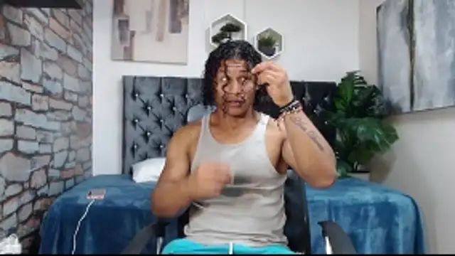 Snapshot of casike1 chatting on 11-11-25, 09:15 casike1 online show from 11-11-25, 09:15