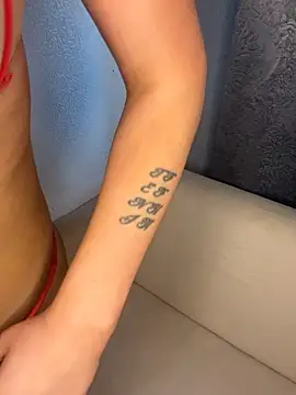 Snapshot of LolaReaX chatting on 02-28-26, 11:22 LolaReaX online show from 02-28-26, 11:22