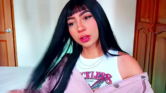 Snapshot of emma_web_ chatting on 11-01-25, 04:20 emma web online show from 11-01-25, 04:20