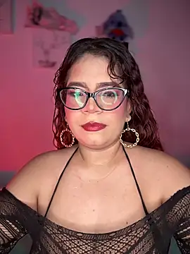 Snapshot of Solaangel_ chatting on 10-28-25, 12:09 Solaangel online show from 10-28-25, 12:09