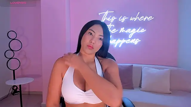 Snapshot of NatalieLewis chatting on 02-27-26, 12:16 NatalieLewis online show from 02-27-26, 12:16