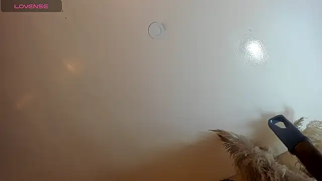 Snapshot of alana_madison10 chatting on 11-11-25, 04:01 alana madison10 online show from 11-11-25, 04:01