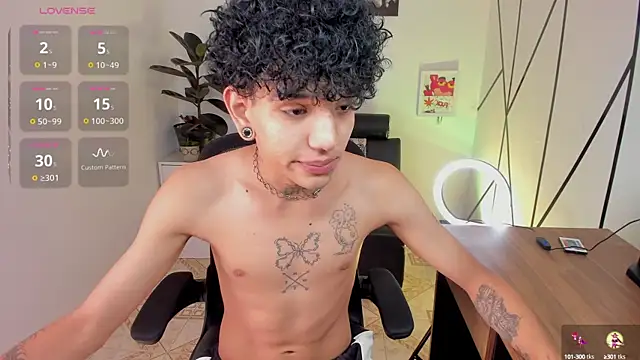 Snapshot of todoroki_g chatting on 11-08-25, 02:28 todoroki g online show from 11-08-25, 02:28