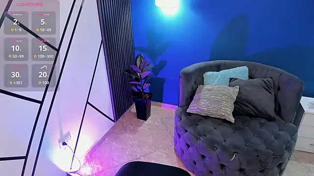 Snapshot of todoroki_g chatting on 11-19-25, 12:05 todoroki g online show from 11-19-25, 12:05