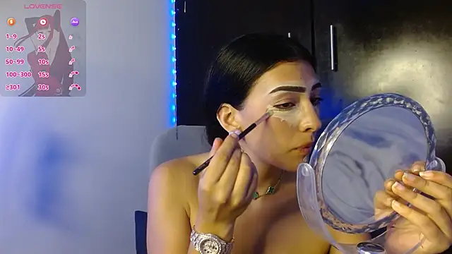 Snapshot of JuliethaFox chatting on 10-08-25, 10:51 JuliethaFox online show from 10-08-25, 10:51