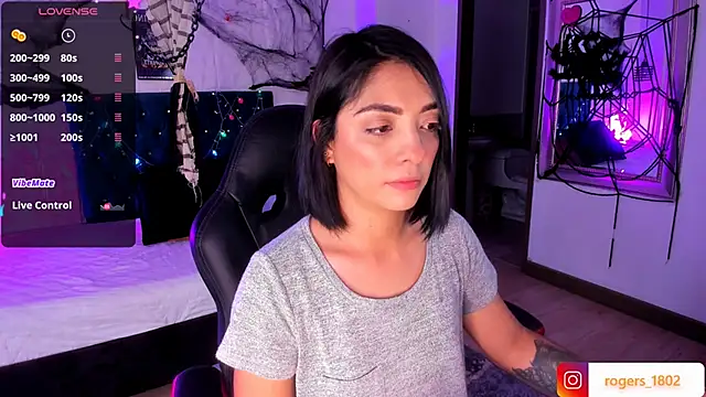 Snapshot of isaa_dl chatting on 10-19-25, 06:19 isaa dl online show from 10-19-25, 06:19