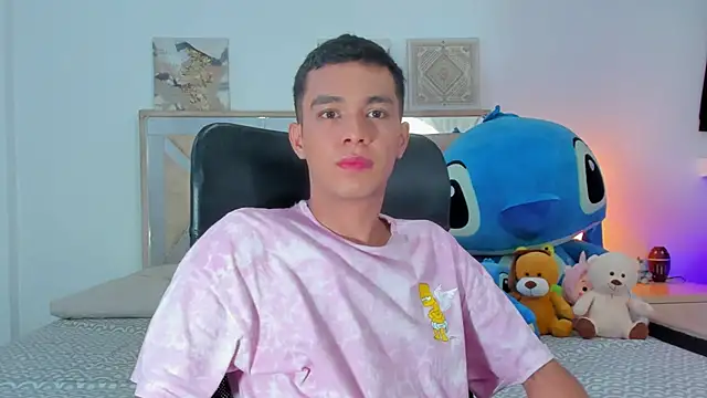 Boy sexy70 online show from 10-01-25, 08:15