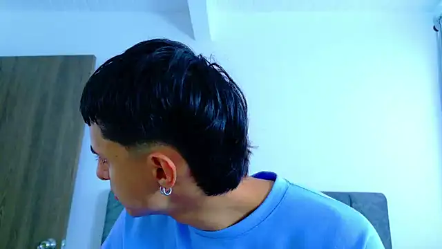 Snapshot of Anthony_carter chatting on 10-05-25, 02:37 Anthony carter online show from 10-05-25, 02:37