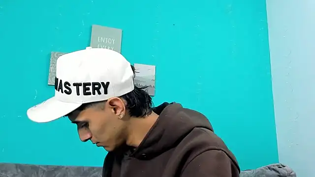 Snapshot of Anthony_carter chatting on 03-27-26, 01:44 Anthony carter online show from 03-27-26, 01:44