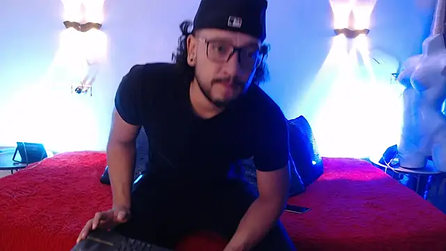 Ethan w12 online show from 10-05-25, 11:57