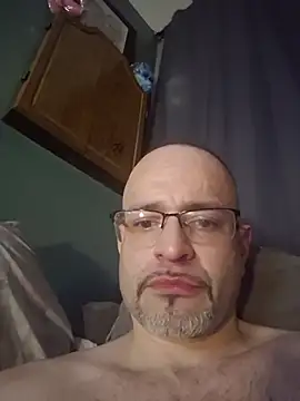 Snapshot of Curious9884 chatting on 03-26-26, 07:03 Curious9884 online show from 03-26-26, 07:03