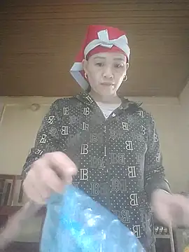 Snapshot of meo-meo00 chatting on 11-06-25, 01:28 meo-meo00 online show from 11-06-25, 01:28