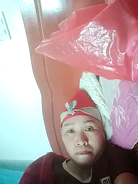 Snapshot of meo-meo00 chatting on 11-13-25, 04:44 meo-meo00 online show from 11-13-25, 04:44