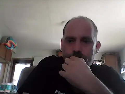 Snapshot of crazyheratic8 chatting on 04-08-26, 03:56 crazyheratic8 online show from 04-08-26, 03:56