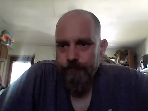 Snapshot of crazyheratic8 chatting on 05-11-26, 06:49 crazyheratic8 online show from 05-11-26, 06:49