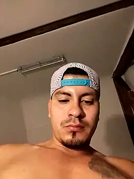 Snapshot of robergenesis chatting on 10-11-25, 02:22 robergenesis online show from 10-11-25, 02:22