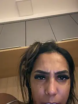 Snapshot of Bru-Zampolli09 chatting on 10-06-25, 03:37 Bru-Zampolli09 online show from 10-06-25, 03:37