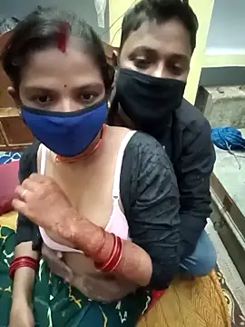 Snapshot of Neelam-baby1 chatting on 10-09-25, 04:38 Neelam-baby1 online show from 10-09-25, 04:38