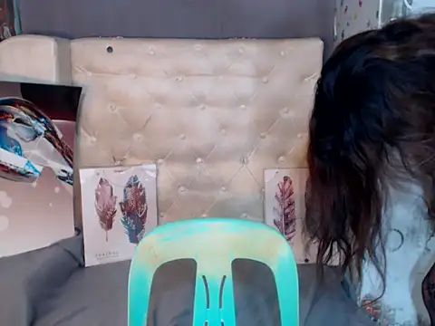 Snapshot of FLAMARAxxx chatting on 10-23-25, 05:12 FLAMARAxxx online show from 10-23-25, 05:12