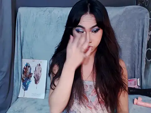 Snapshot of FLAMARAxxx chatting on 11-04-25, 01:43 FLAMARAxxx online show from 11-04-25, 01:43