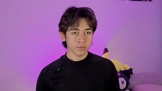 Snapshot of Darcy_and_Stolas chatting on 11-15-25, 03:15 Darcy and Stolas online show from 11-15-25, 03:15