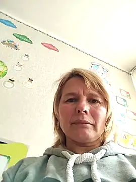 Snapshot of Masha412111 chatting on 10-02-25, 11:06 Masha412111 online show from 10-02-25, 11:06
