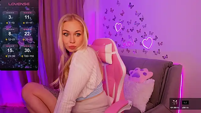 Snapshot of AudreyMeow chatting on 10-16-25, 04:41 AudreyMeow online show from 10-16-25, 04:41