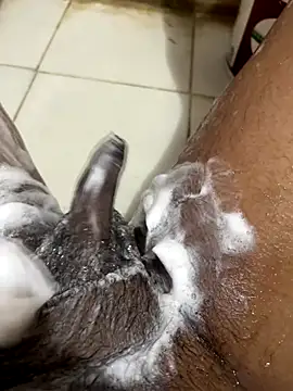 Snapshot of CoupleSatified chatting on 10-25-25, 11:07 CoupleSatified online show from 10-25-25, 11:07