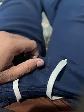 Snapshot of CoupleSatified chatting on 11-13-25, 11:20 CoupleSatified online show from 11-13-25, 11:20