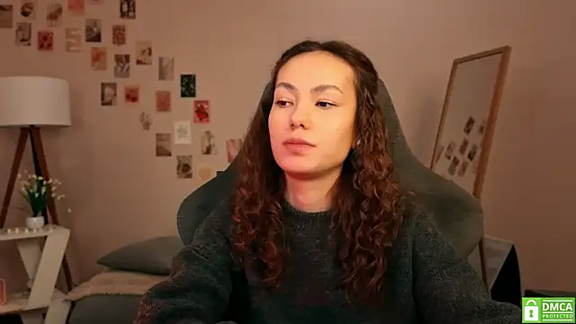 Snapshot of branchwithflowerss chatting on 11-13-25, 01:32 branchwithflowerss online show from 11-13-25, 01:32