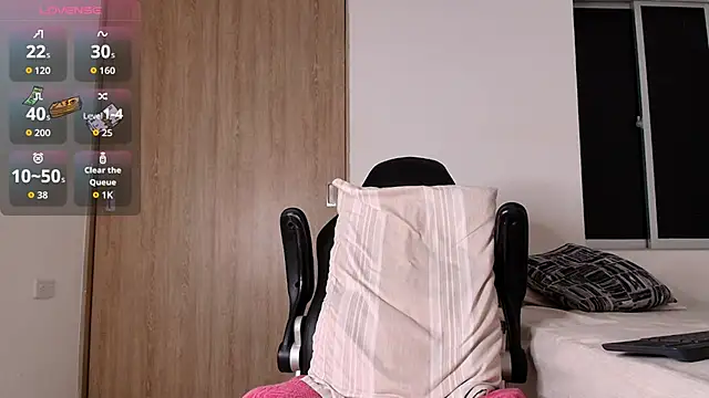 Snapshot of rick_grimes25 chatting on 01-09-26, 01:41 rick grimes25 online show from 01-09-26, 01:41