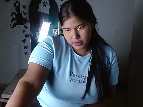 Snapshot of Ebony_luna chatting on 10-17-25, 12:30 Ebony luna online show from 10-17-25, 12:30