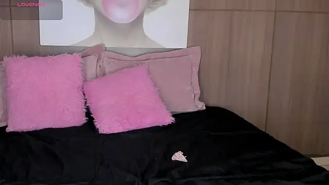 saraycollins online show from 06-05-26, 03:35