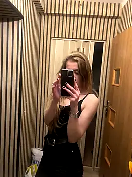 pleasedontpressaredburton online show from 10-07-25, 06:27