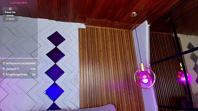 Snapshot of Matti_sofia_ chatting on 10-30-25, 07:47 Matti sofia online show from 10-30-25, 07:47