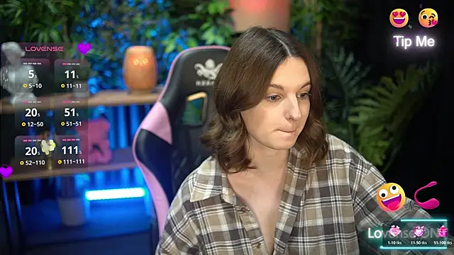 xoxo molly online show from 11-27-25, 08:33