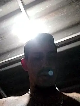 Safadonovin22 online show from 11-05-25, 05:40