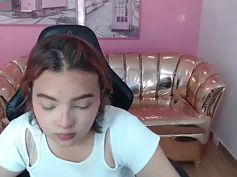 Snapshot of mia_foster_t chatting on 10-21-25, 12:50 mia foster t online show from 10-21-25, 12:50