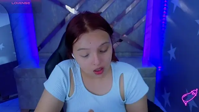 mia foster t online show from 05-22-26, 01:06