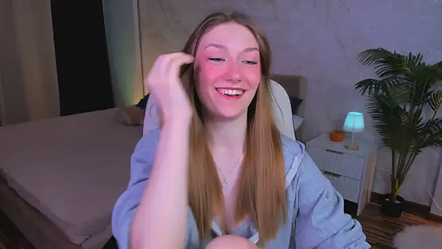 AngelAnabelle online show from 11-15-25, 09:11