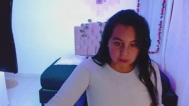 bianca160920 online show from 10-02-25, 02:35