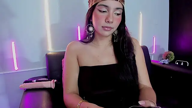 Jules Angel online show from 10-30-25, 01:34